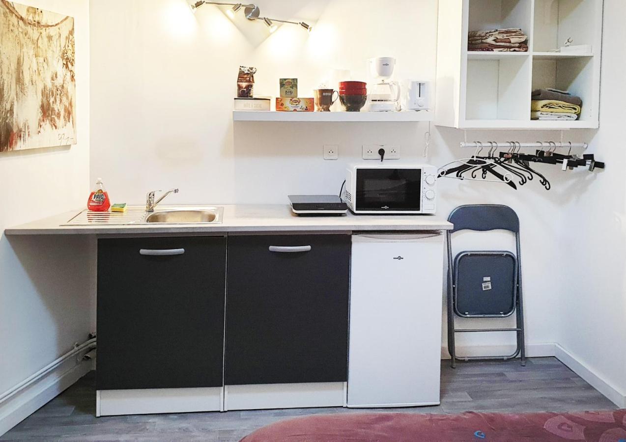 Studio, Chambres, Appartement, Gite Vendegies-sur-Ecaillon Eksteriør bilde