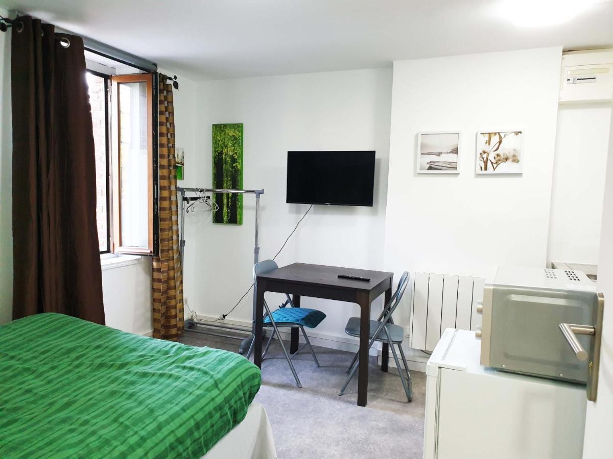 Studio, Chambres, Appartement, Gite Vendegies-sur-Ecaillon Eksteriør bilde