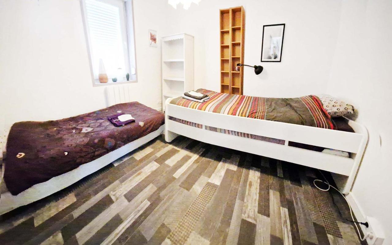 Studio, Chambres, Appartement, Gite Vendegies-sur-Ecaillon Eksteriør bilde